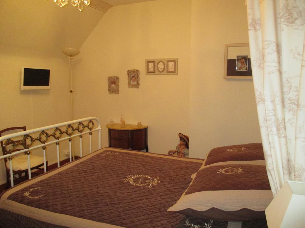Le Clos des Fontaines Plouër-sur-Rance Habitación foto